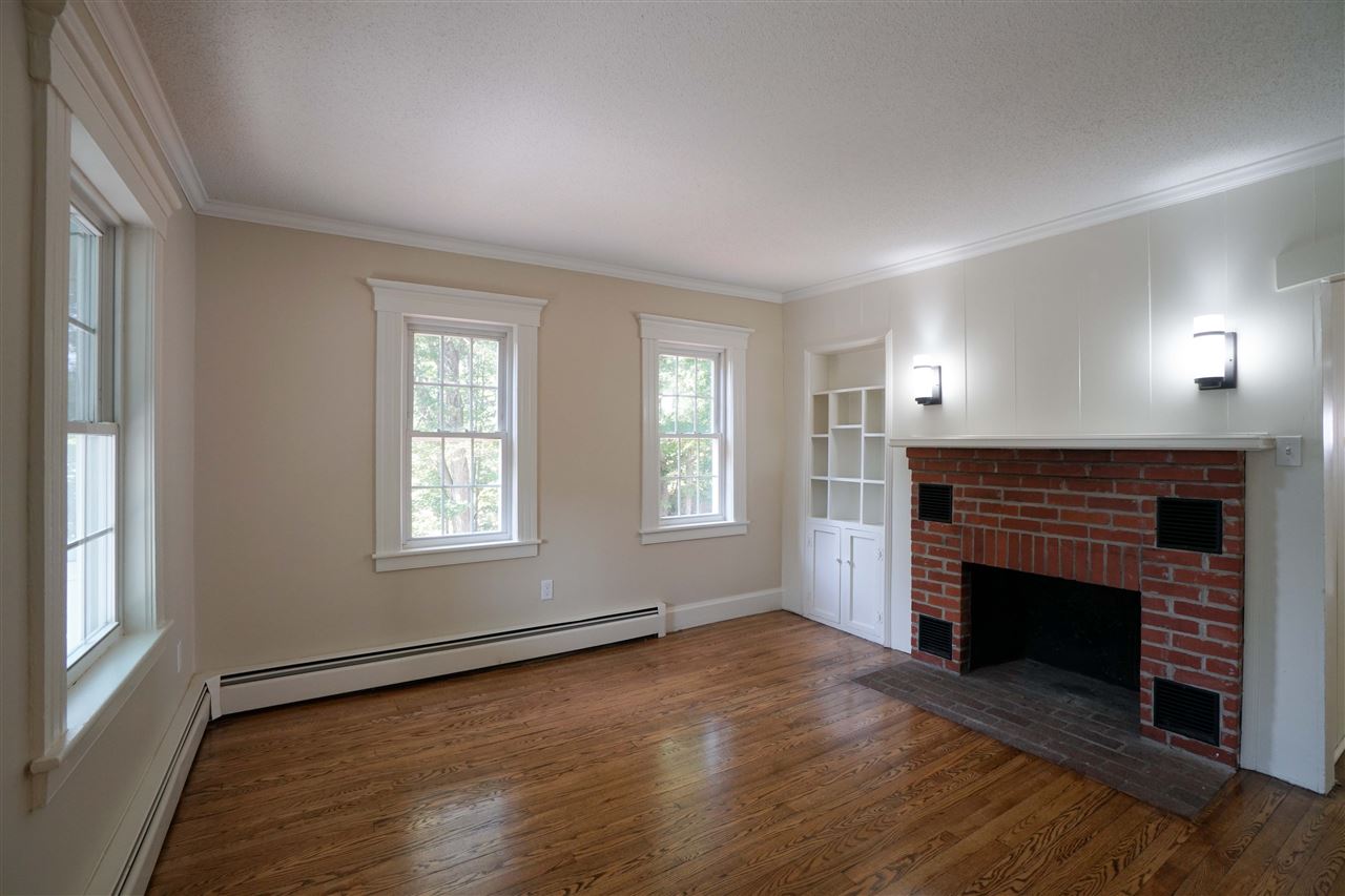 68 Lowell Road Windham, NH 03087 - Photo 10 of 34