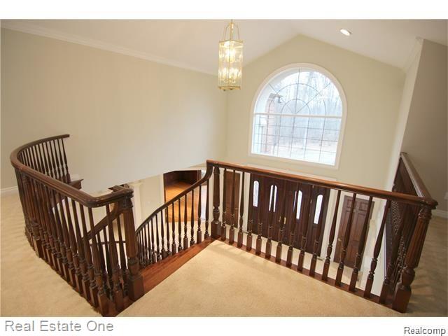 32400 Rock Ridge Lane Farmington Hills, MI 48334 - Photo 22 of 44