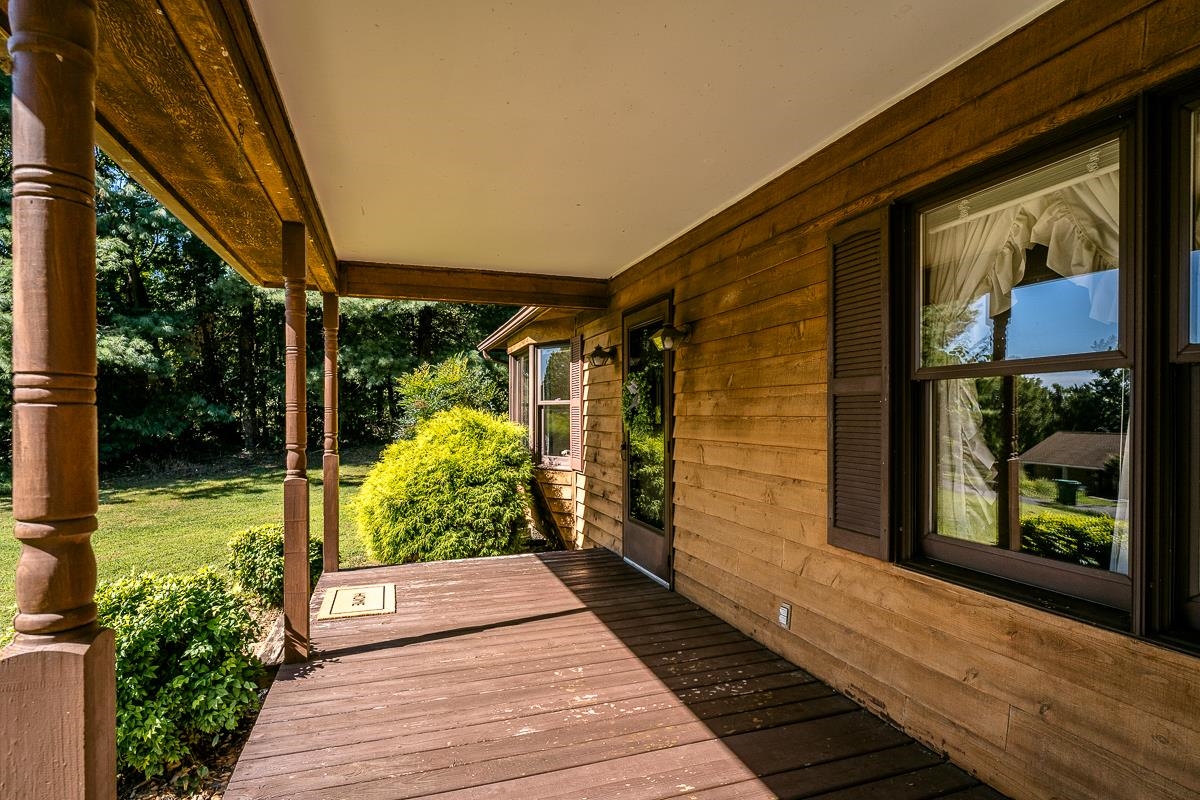 173 Ridgetop Drive Weyers Cave, VA 24486 - Photo 4 of 75 Gallery Image 4