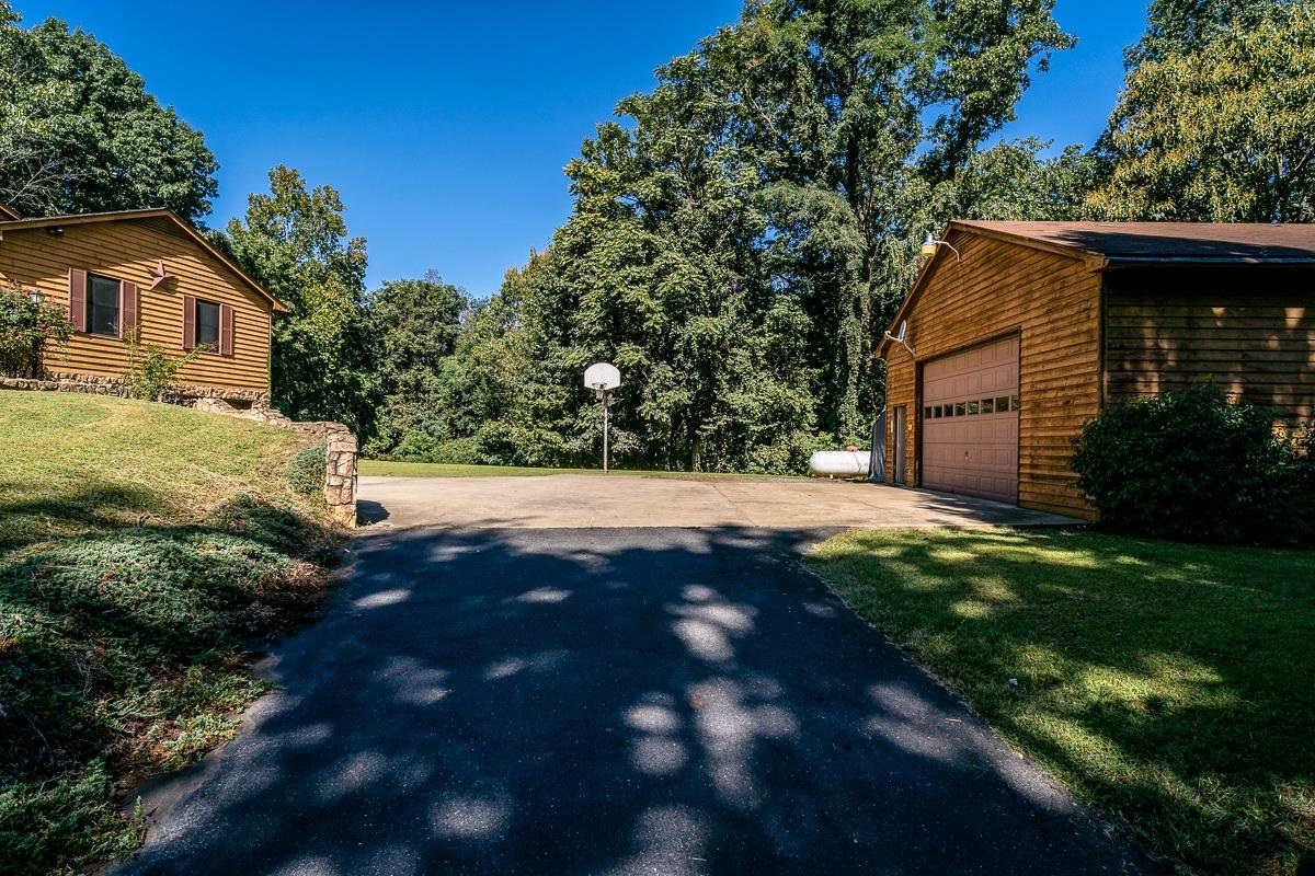 173 Ridgetop Drive Weyers Cave, VA 24486 - Photo 56 of 75 Gallery Image 56