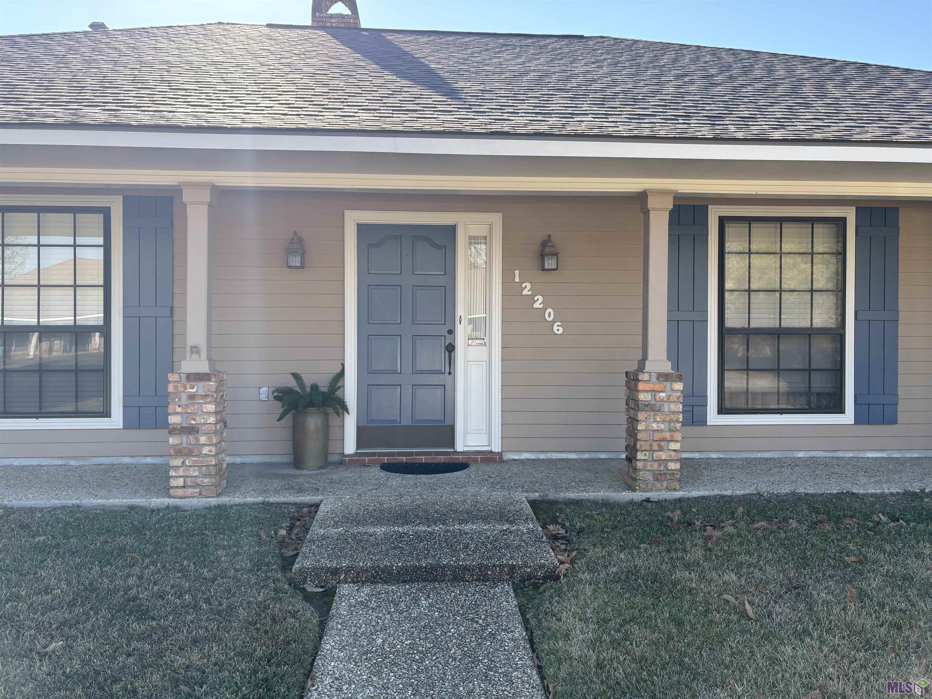 12206 Mallory Avenue Baton Rouge, LA 70816 - Photo 2 of 28