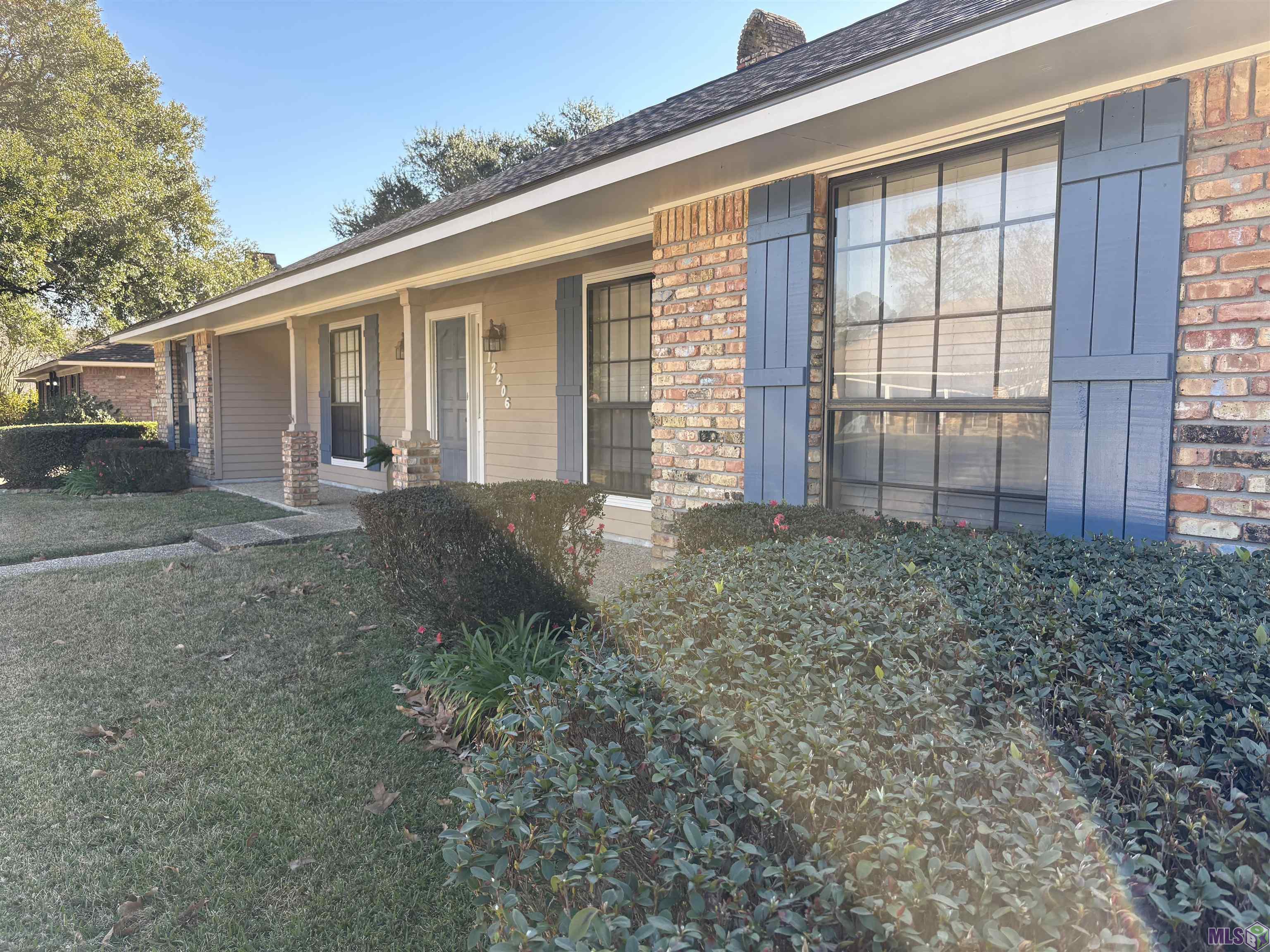 12206 Mallory Avenue Baton Rouge, LA 70816 - Photo 3 of 28