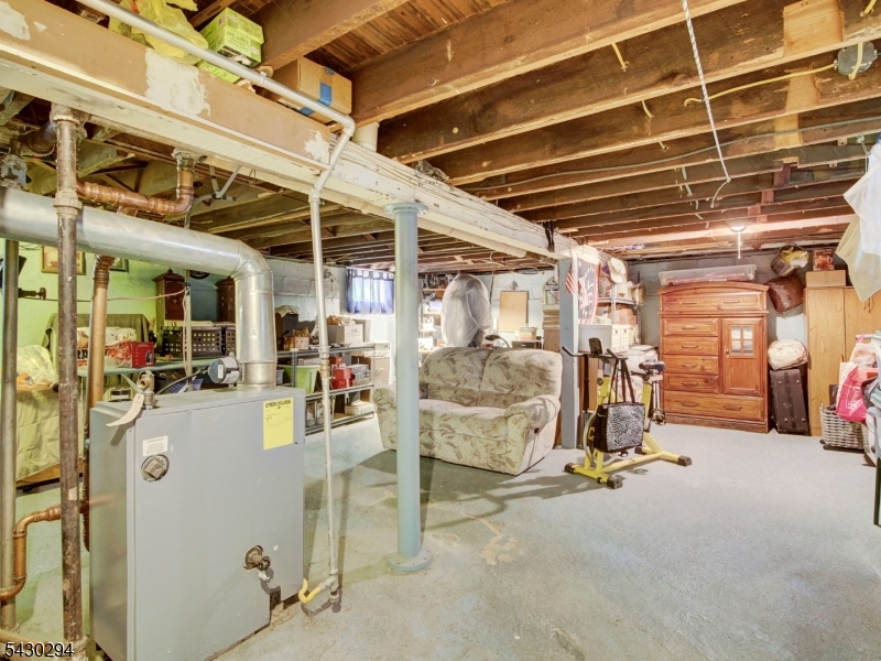 101 Lower Road Linden, NJ 07036 - Photo 15 of 19