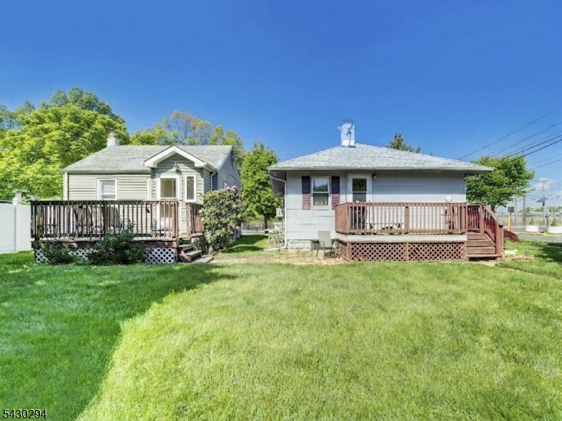 101 Lower Road Linden, NJ 07036 - Photo 18 of 19