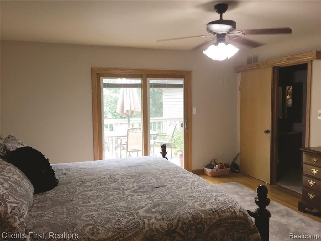 3392 Rivers Edge Drive Wayne, MI 48184 - Photo 31 of 32 26.jpg