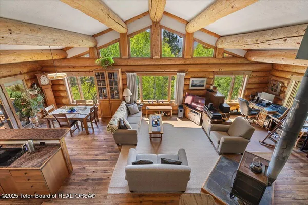 $2,195,000 | 1035 Deer Creek Drive, Jackson, WY 83001