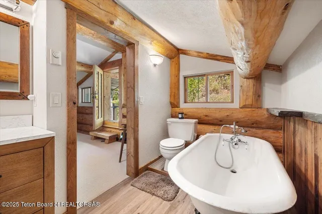 $2,195,000 | 1035 Deer Creek Drive, Jackson, WY 83001