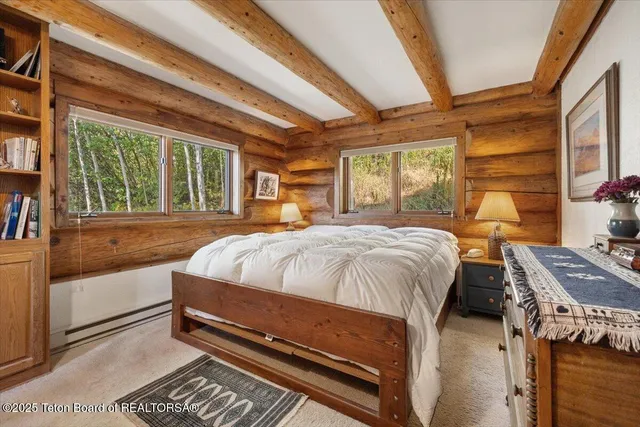 $2,195,000 | 1035 Deer Creek Drive, Jackson, WY 83001