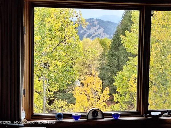 $2,195,000 | 1035 Deer Creek Drive, Jackson, WY 83001