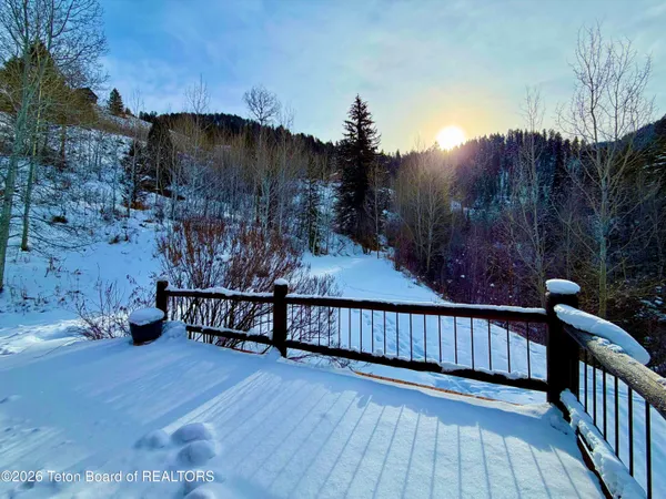 $2,195,000 | 1035 Deer Creek Drive, Jackson, WY 83001