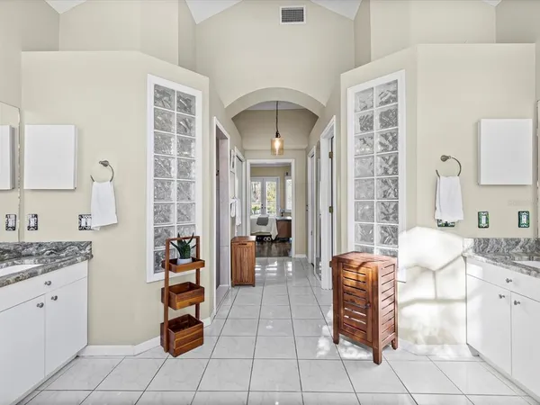 $925,000 | 3718 Jacmel Way, Palm Harbor, FL 34685