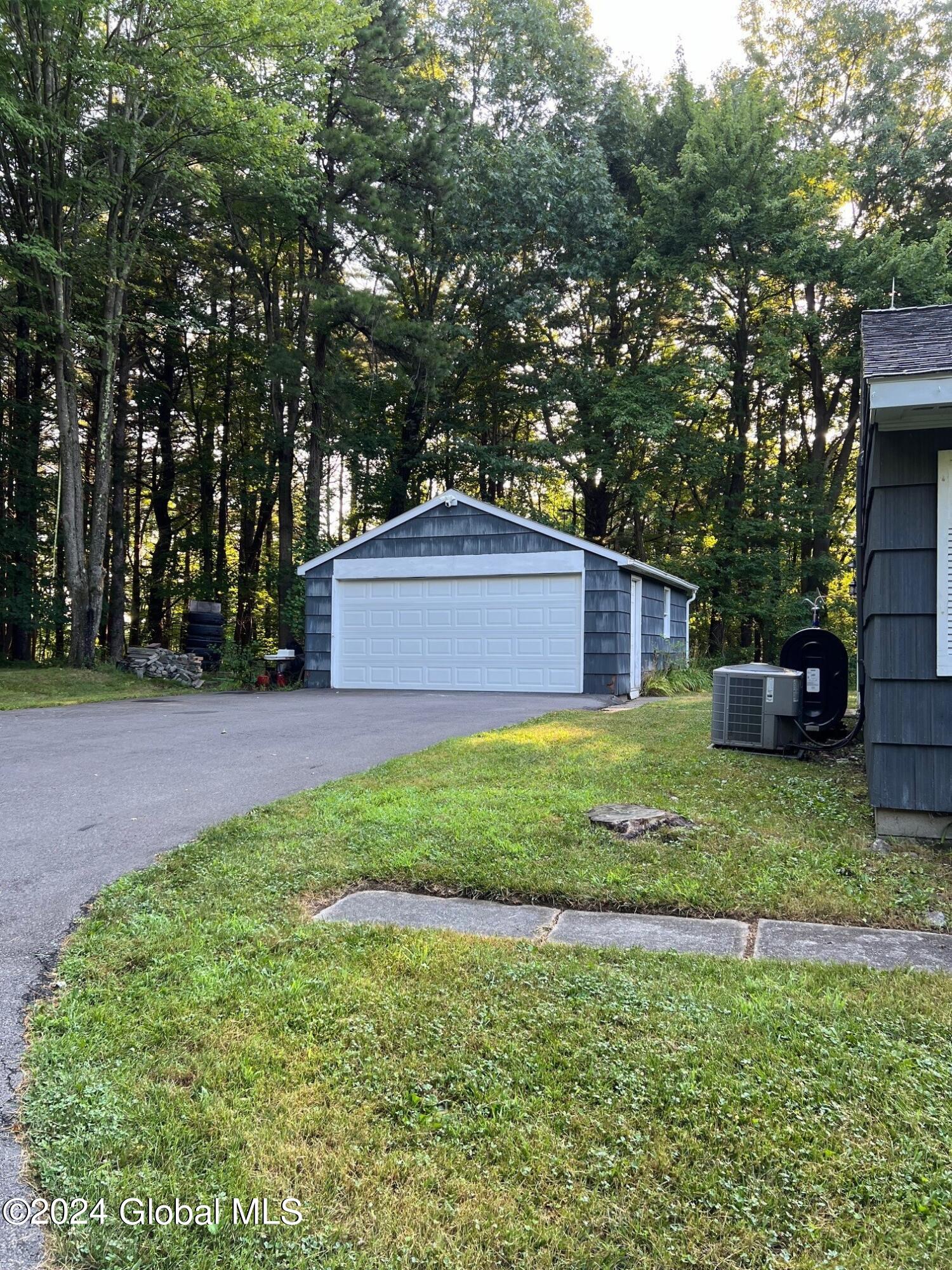 garage