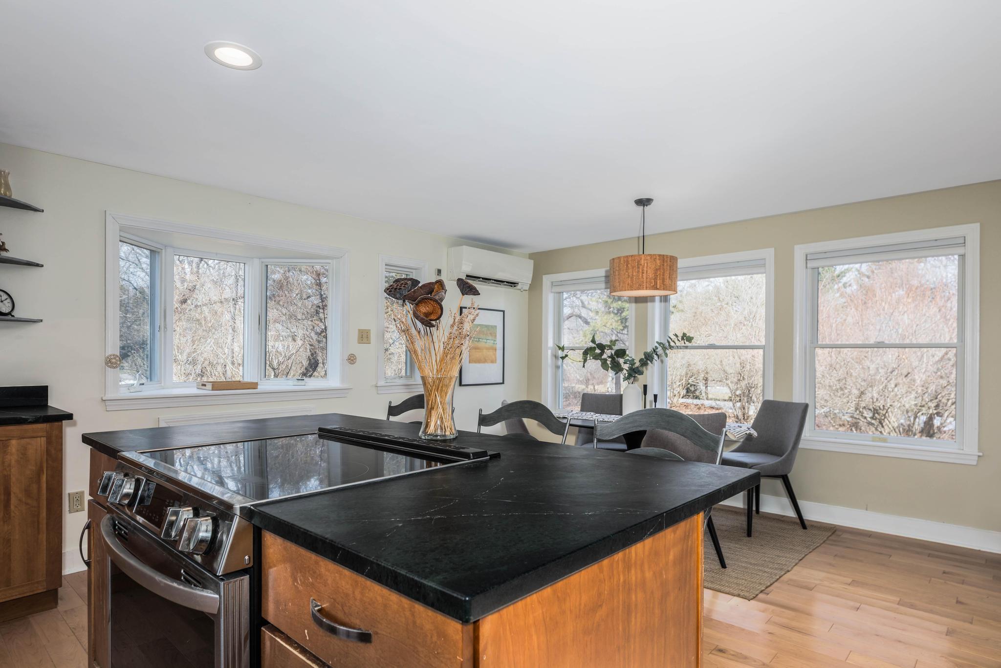 81 Goodwin Road Kittery Point, ME 03905 - Photo 10 of 28 227A0151-Edit