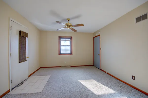 $995 | 634 Hays Street, Unit 1R, Rockdale, IL 60436