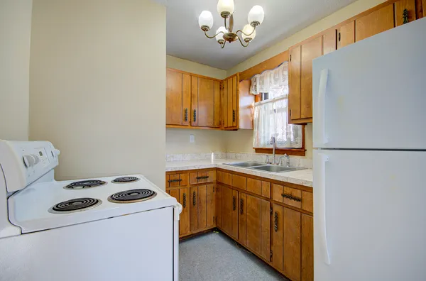 $995 | 634 Hays Street, Unit 1R, Rockdale, IL 60436