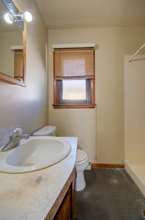 $995 | 634 Hays Street, Unit 1R, Rockdale, IL 60436