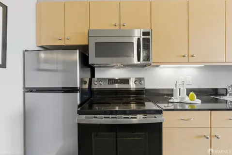 $619,000 | 140 South Van Ness Avenue, Unit 417, San Francisco, CA 94103