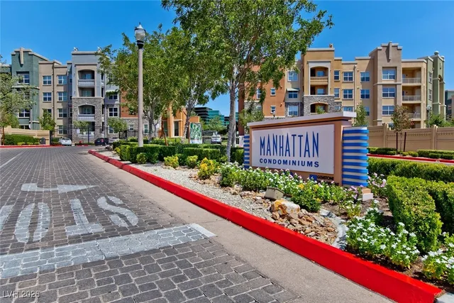$2,095 | 62 East Serene Avenue, Unit 426, Las Vegas, NV 89123