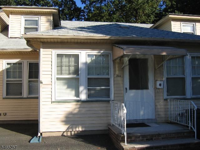 5 Burnham Road Morris Plains, NJ 07950 - Photo 1 of 22 Gallery Image 1