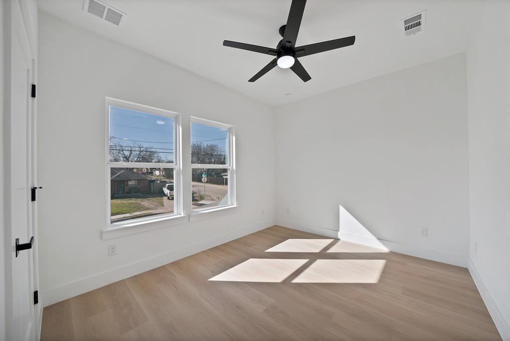 4228 Aztec Drive Dallas, TX 75216 - Photo 29 of 35