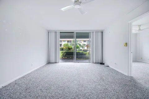 $170,000 | 4500 North Federal Highway, Unit 125C, Lighthouse Point, FL 33064