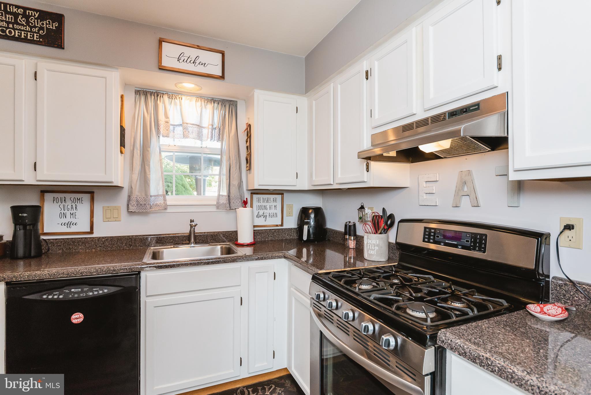 6 Ridgewood Avenue Felton, PA 17322 - Photo 3 of 47 Gallery Image 3
