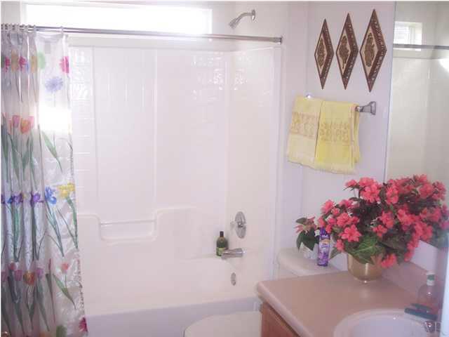 1098 Brownfield Road Pensacola, FL 32526 - Photo 12 of 16 Additional bathroom next to additional bedroom.