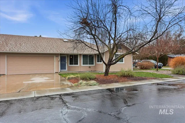 $415,000 | 880 North Bell Street, Boise, ID 83703