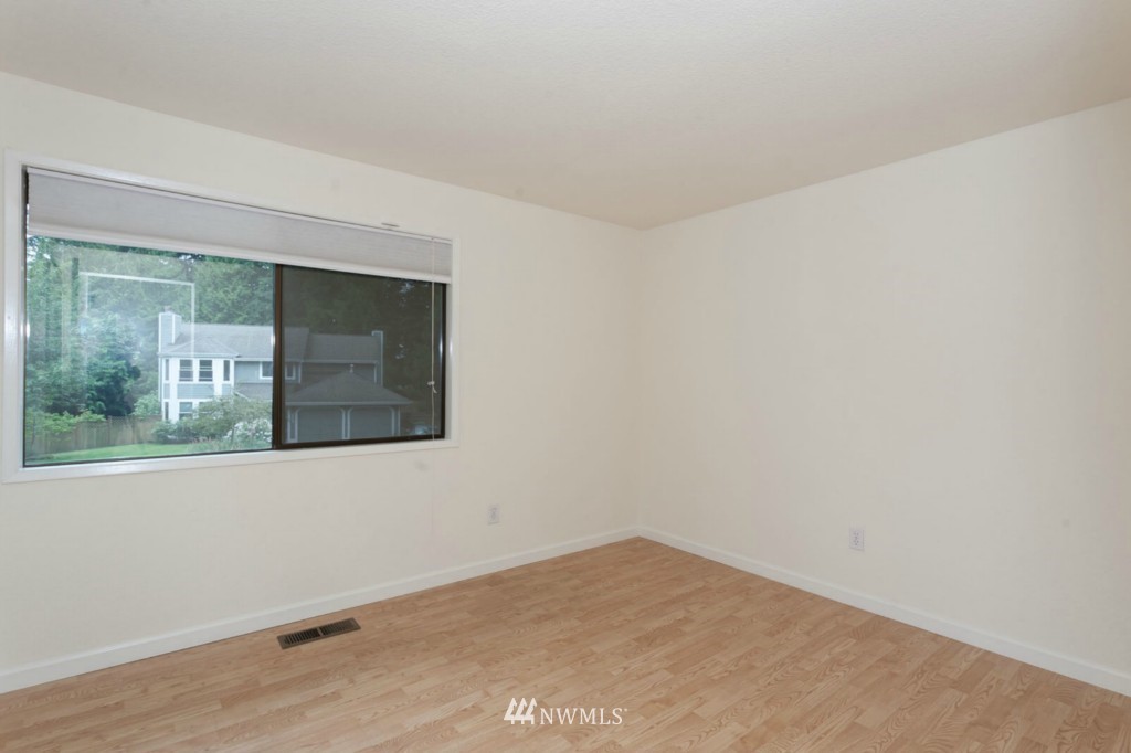 19719 26th Drive Southeast Bothell, WA 98012 - Photo 15 of 25 Gallery Image 15