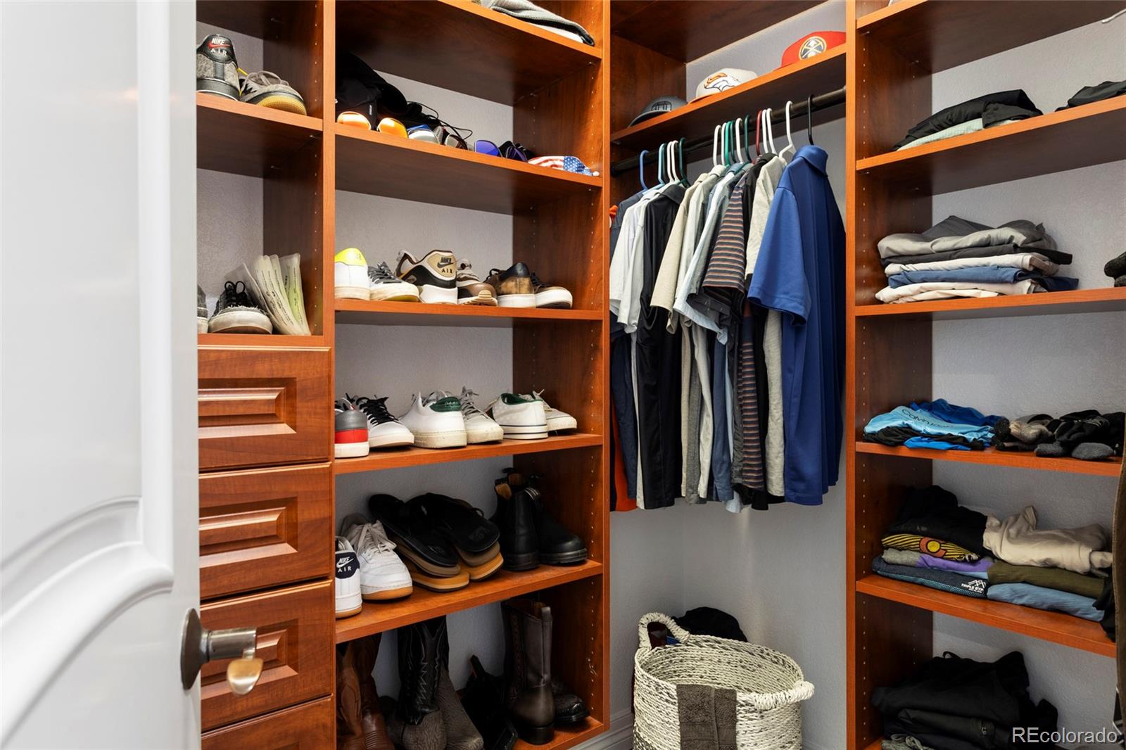 9766 Sunset Hill Circle Lone Tree, CO 80124 - Photo 38 of 47