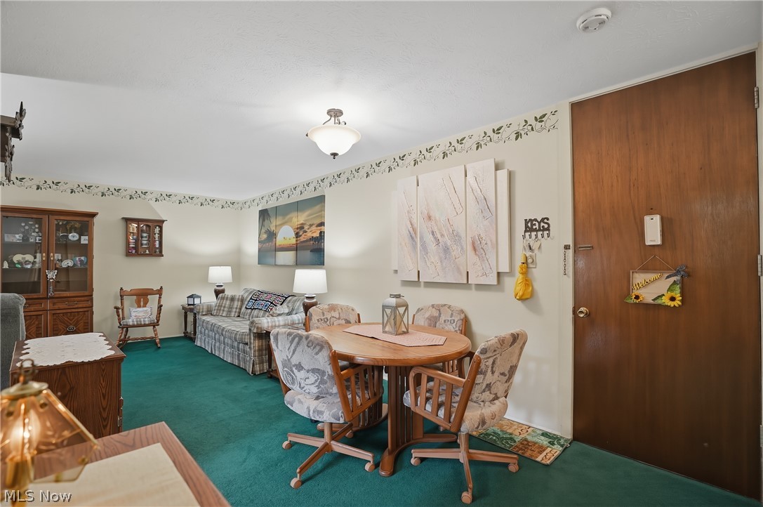 3066 Kent Road, Unit 2 Stow, OH 44224 - Photo 3 of 37