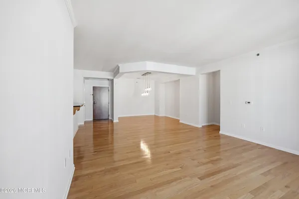 $3,995 | 33 Cooper Avenue, Unit 409, Long Branch, NJ 07740