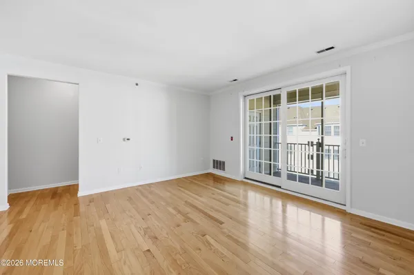 $3,995 | 33 Cooper Avenue, Unit 409, Long Branch, NJ 07740