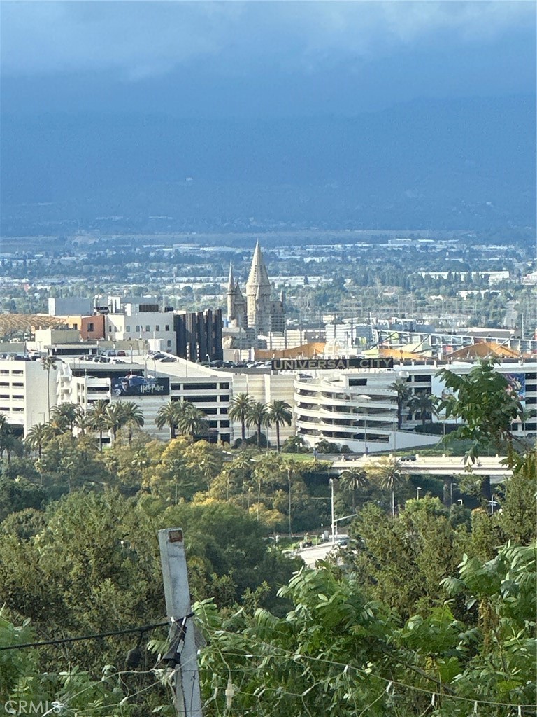 7241 Woodrow Wilson Drive Los Angeles, CA 90068 - Photo 40 of 43 a view of a city
