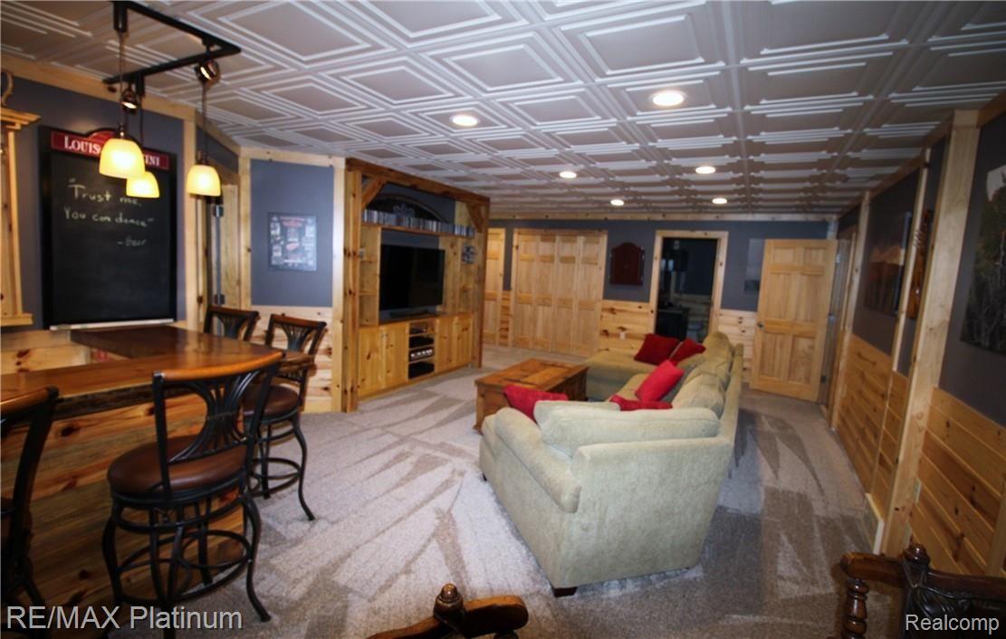 11310 Linden Road Fenton, MI 48430 - Photo 42 of 73 IMG_5915.JPG