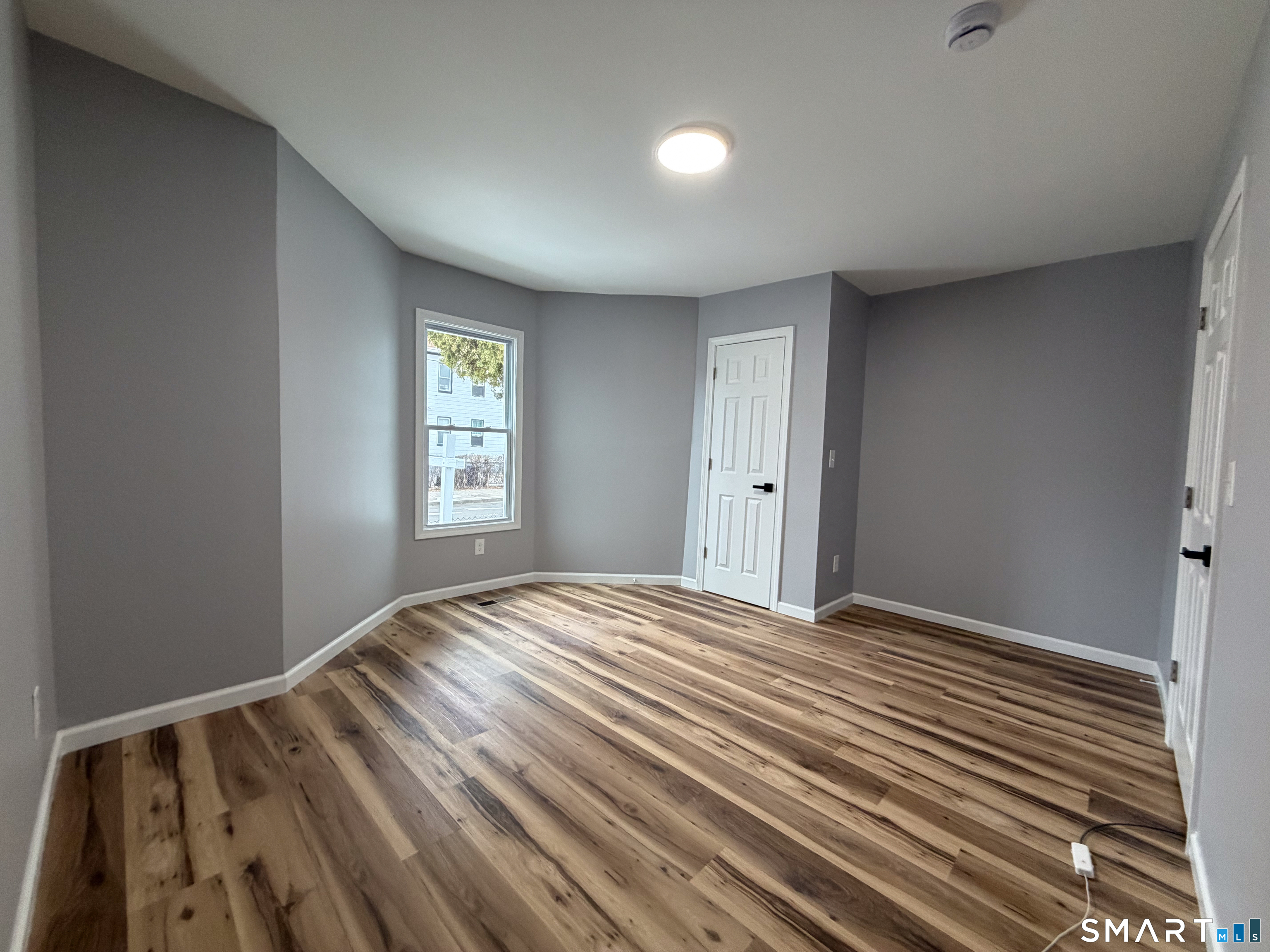 228 Holly Street Bridgeport, CT 06607 - Photo 13 of 25