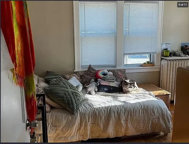 $820,000 | 2500 Como Avenue Southeast, Minneapolis, MN 55414