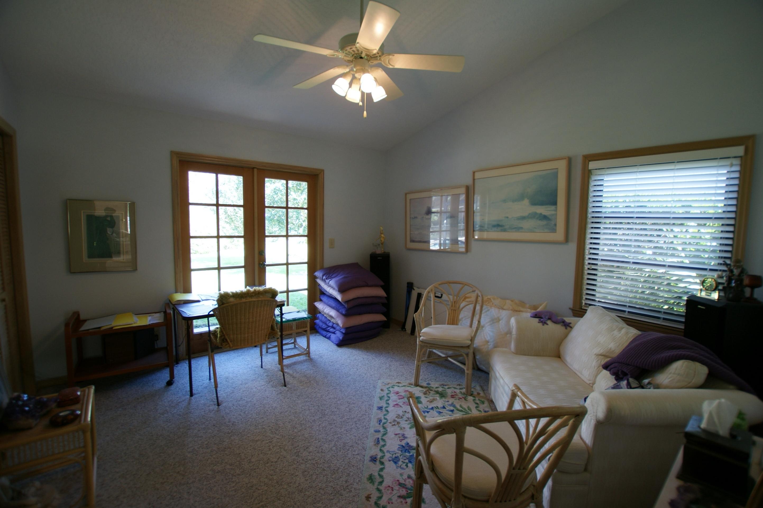 6205 Wood Lake Road Jupiter, FL 33458 - Photo 20 of 39 Guest Bedroom