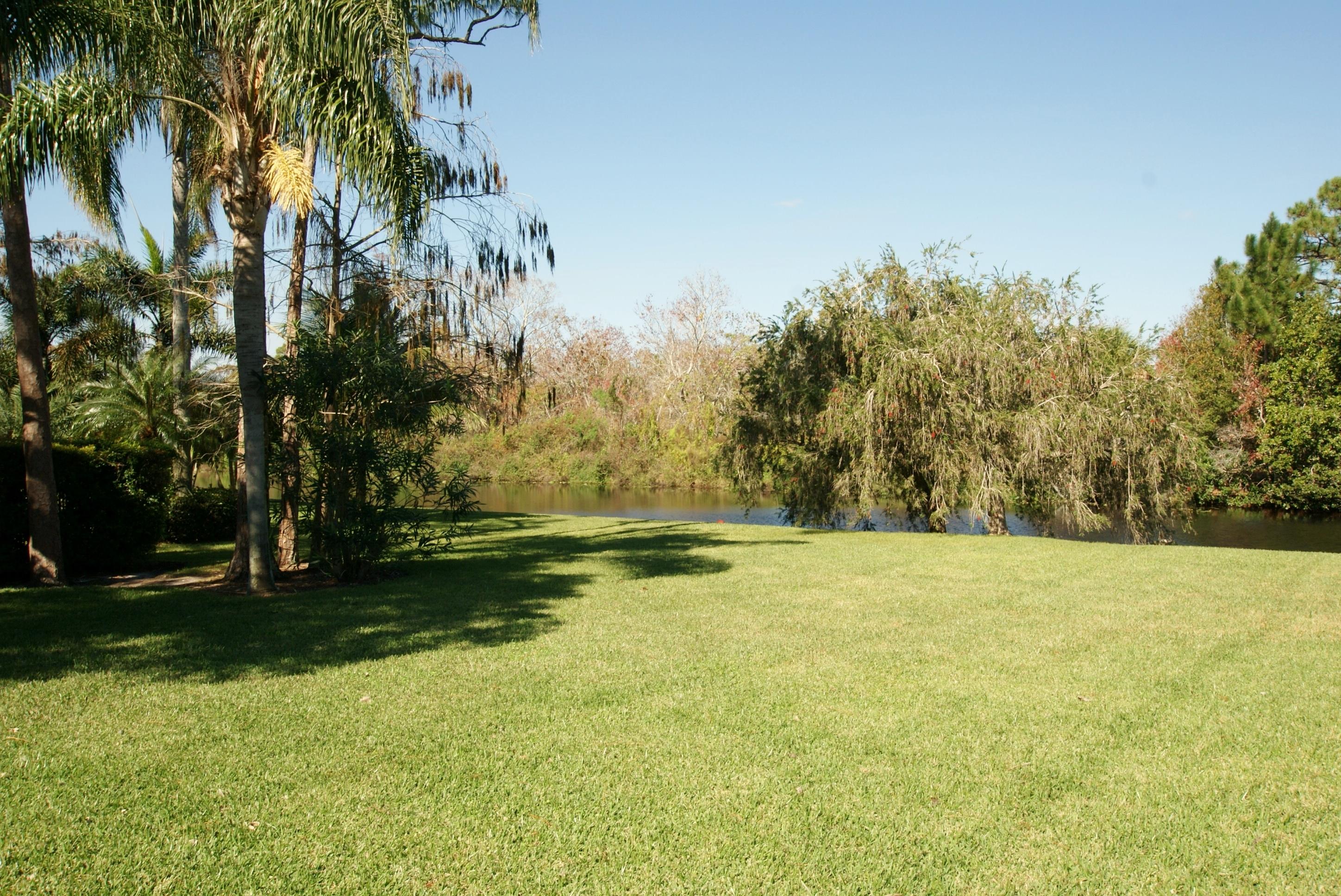 6205 Wood Lake Road Jupiter, FL 33458 - Photo 39 of 39 Back Yard