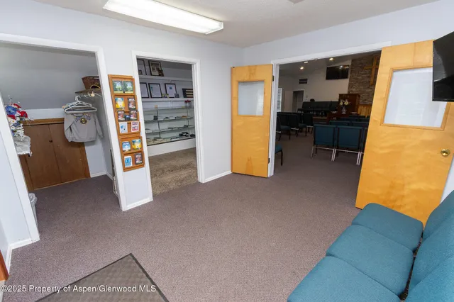a view of a storage & utility room
