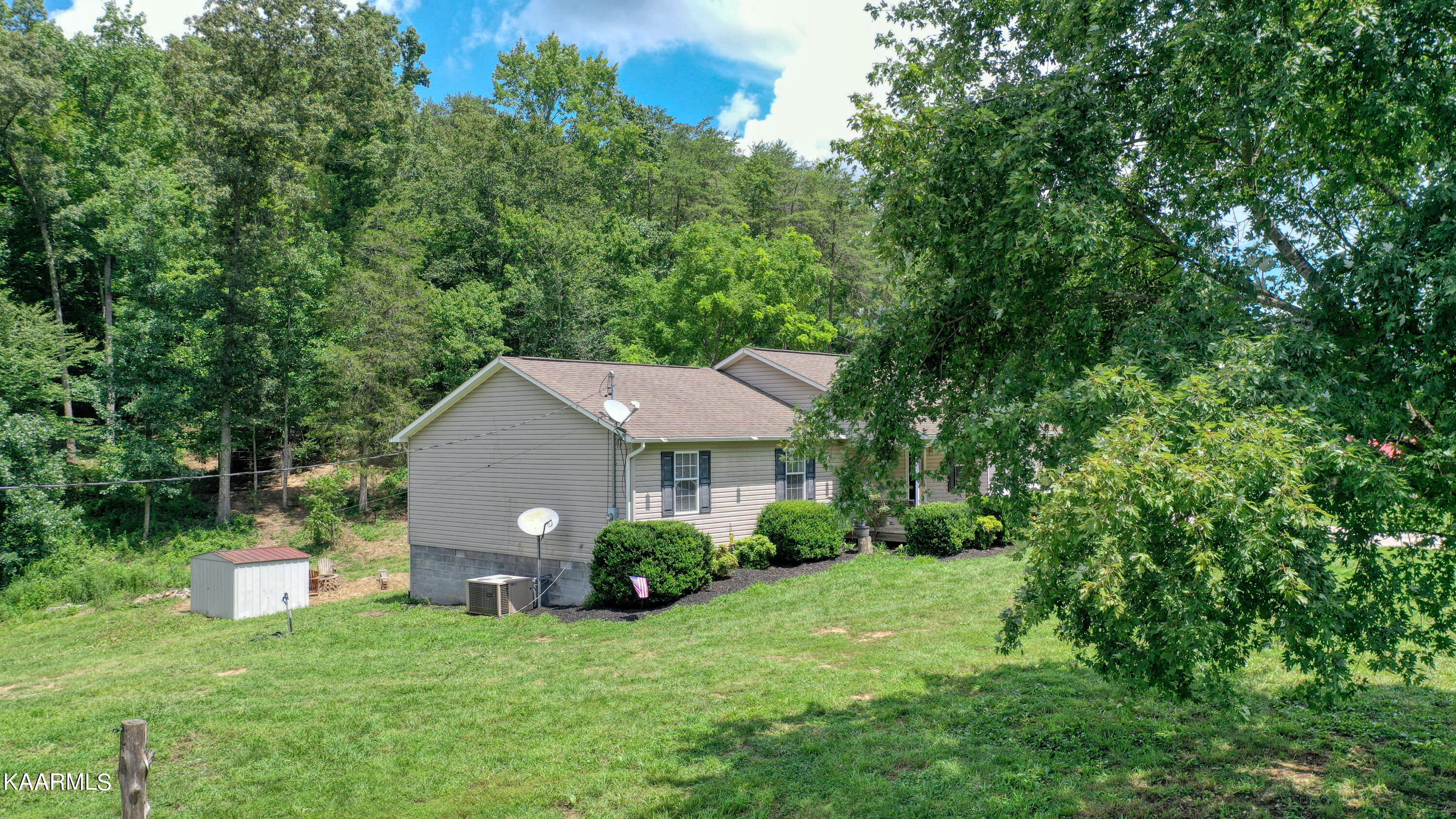 178 Gray Road Maynardville, TN 37807 - Photo 4 of 20 178 Gray Rd