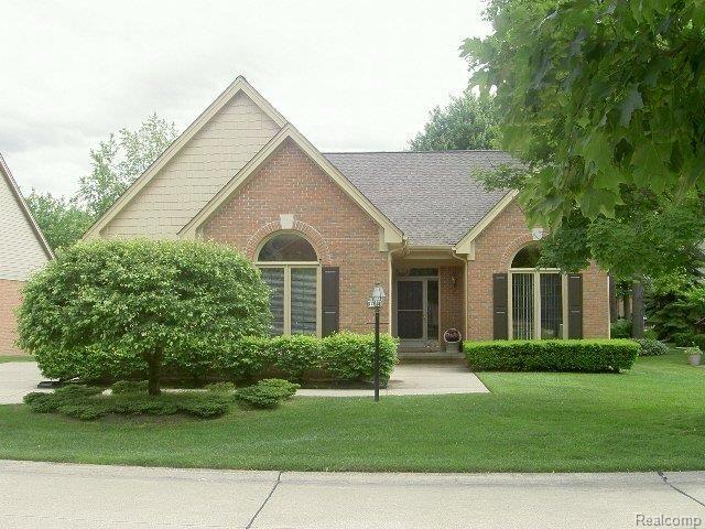 1115 Bluebird Drive, Unit 51 Rochester, MI 48307 - Photo 1 of 24 Ext Frt View .01