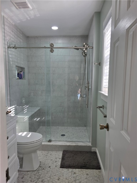 8511 Peaks Road Hanover, VA 23069 - Photo 29 of 43 Primary Bathroom