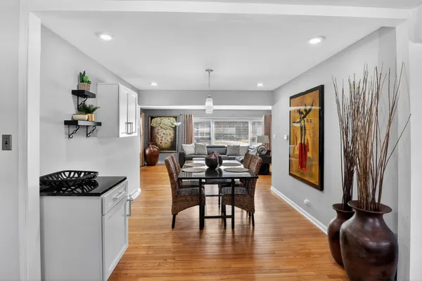 $305,000 | 20869 Greenwood Drive, Olympia Fields, IL 60461