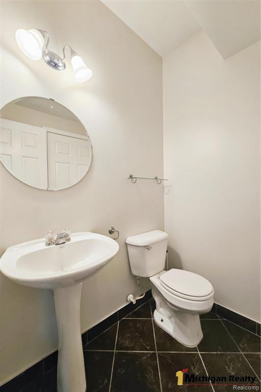 11764 Farmington Road, Unit 43 Livonia, MI 48150 - Photo 18 of 20