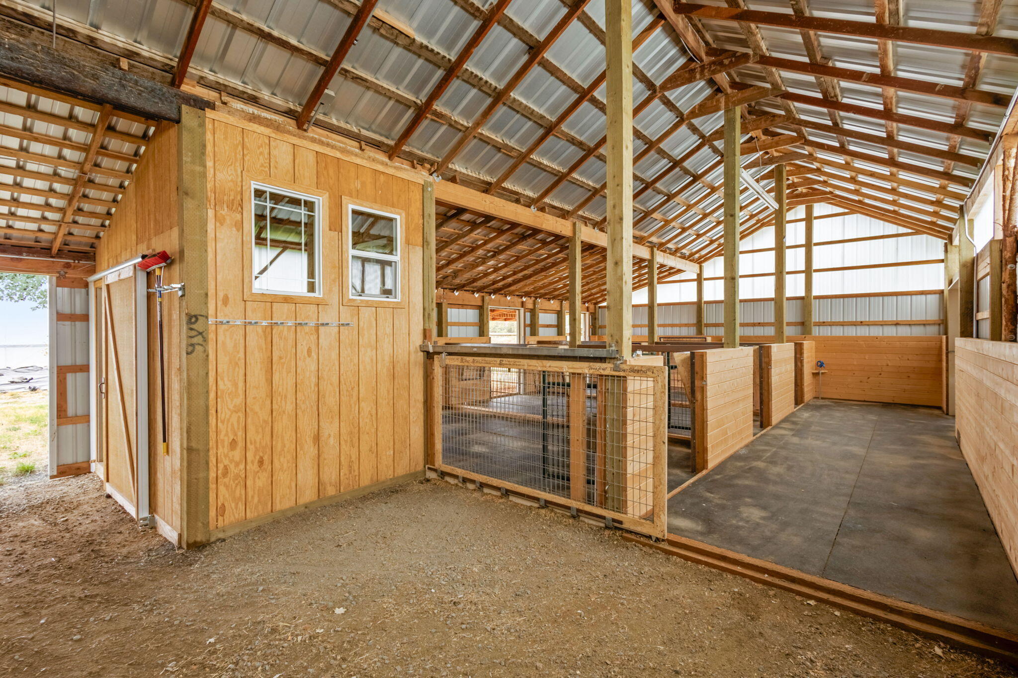 26315 Walker Road Bend, OR 97701 - Photo 36 of 48 37-web-or-mls-37