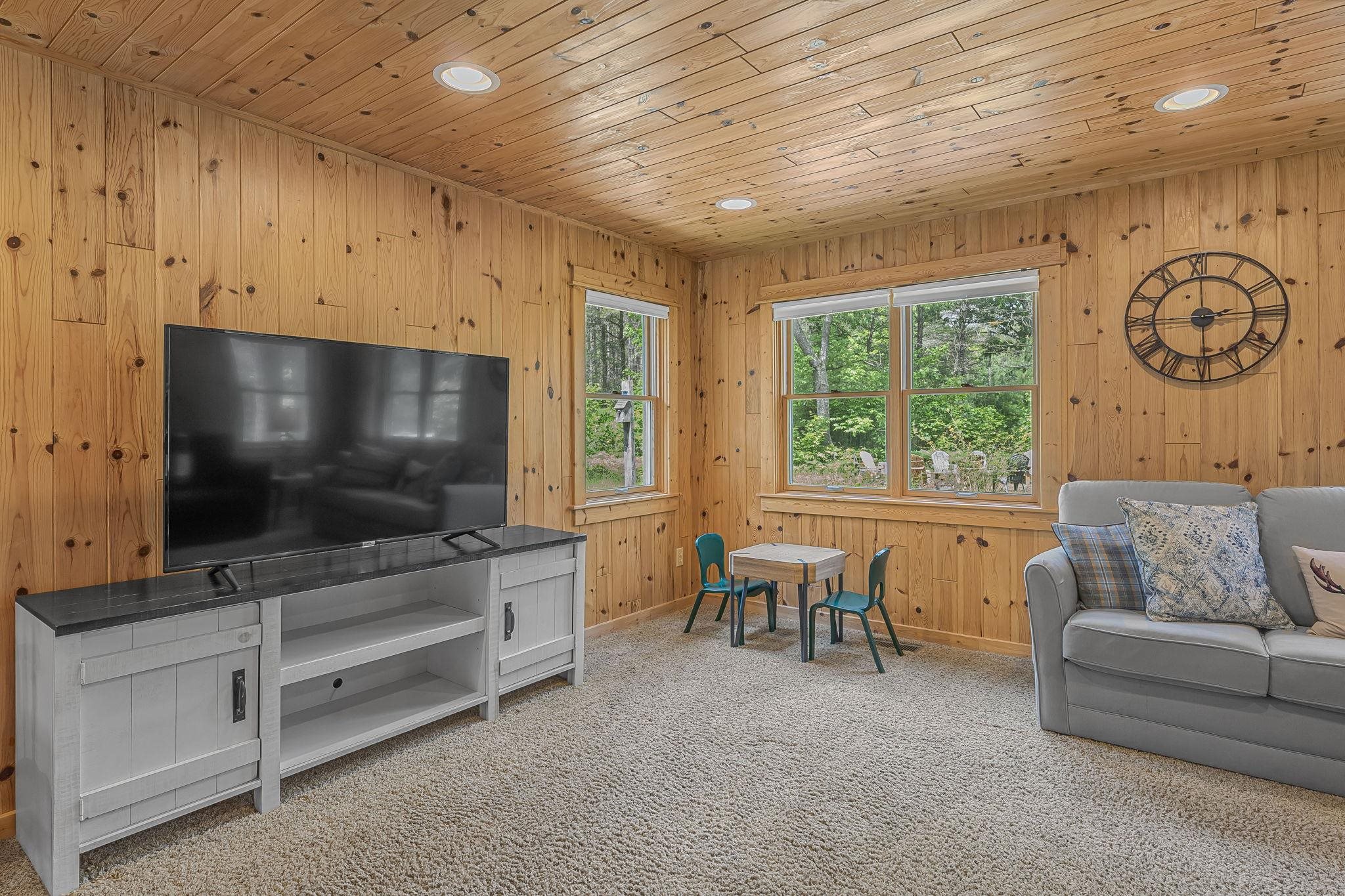 14764 Cinder Road Beulah, MI 49617 - Photo 8 of 43