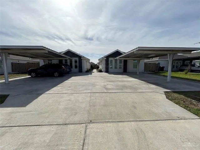 $1,050 | 5705 Puffin Avenue, Unit 1, Mission, TX 78573