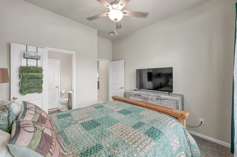 $580,000 | 32335 Noble Crk Drive, Conroe, TX 77385