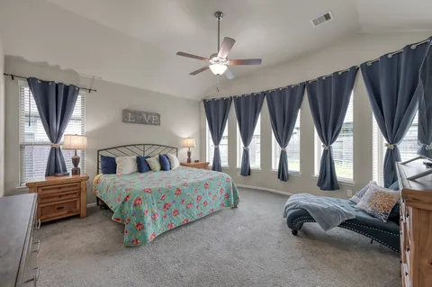 $580,000 | 32335 Noble Crk Drive, Conroe, TX 77385